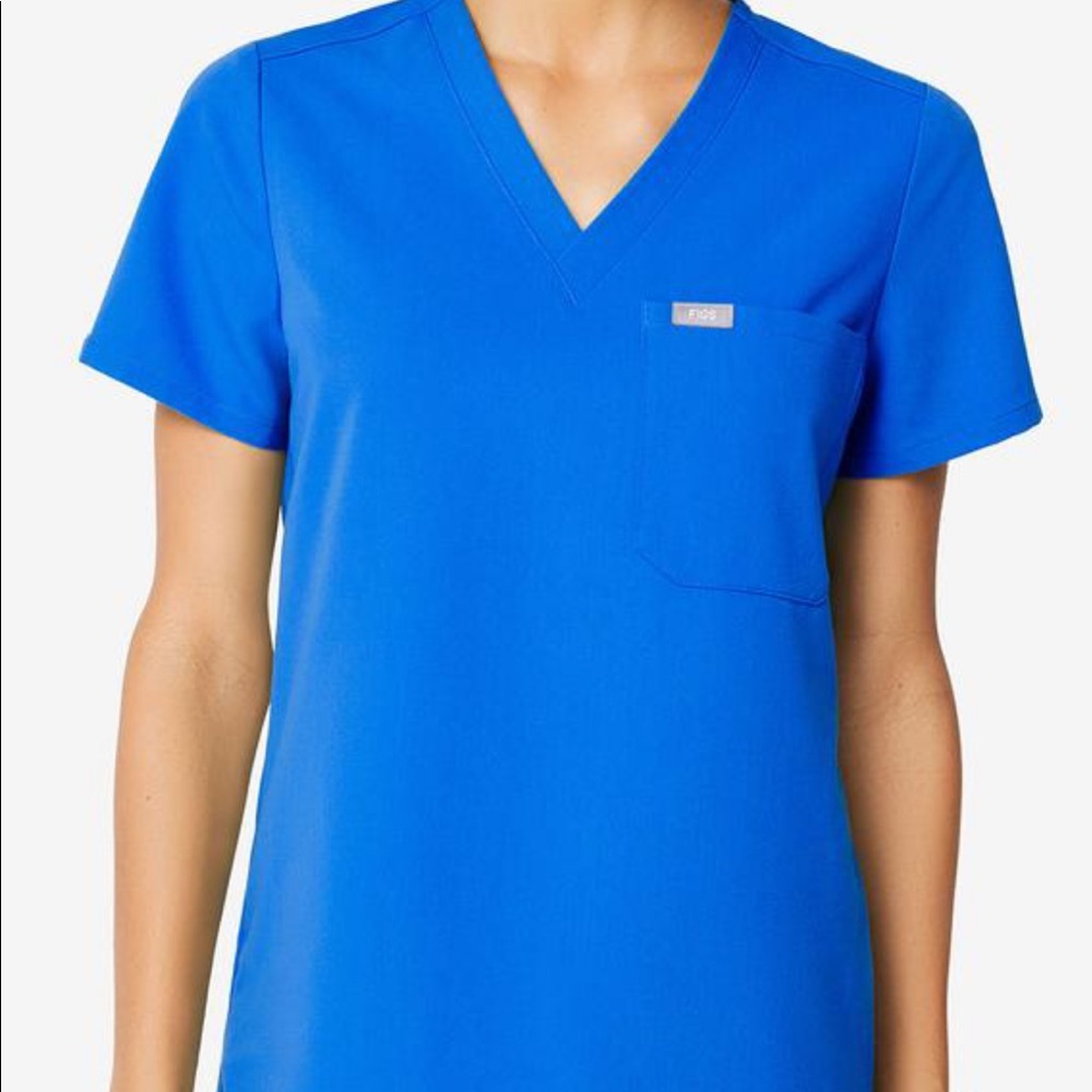 Catarina one pocket scrub top